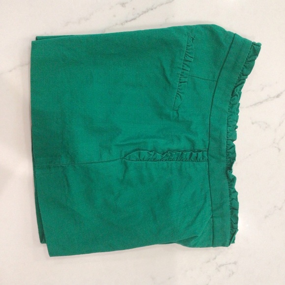 J Crew Emerald Green Ruffled Shorts, Size 4 - Picture 5 of 5